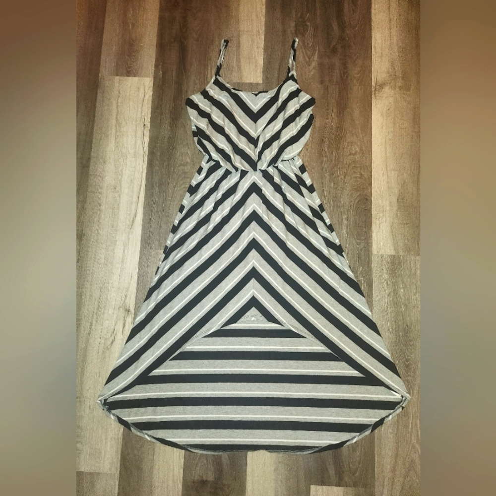 Seven7 Chevron Striped Maxi Dress
